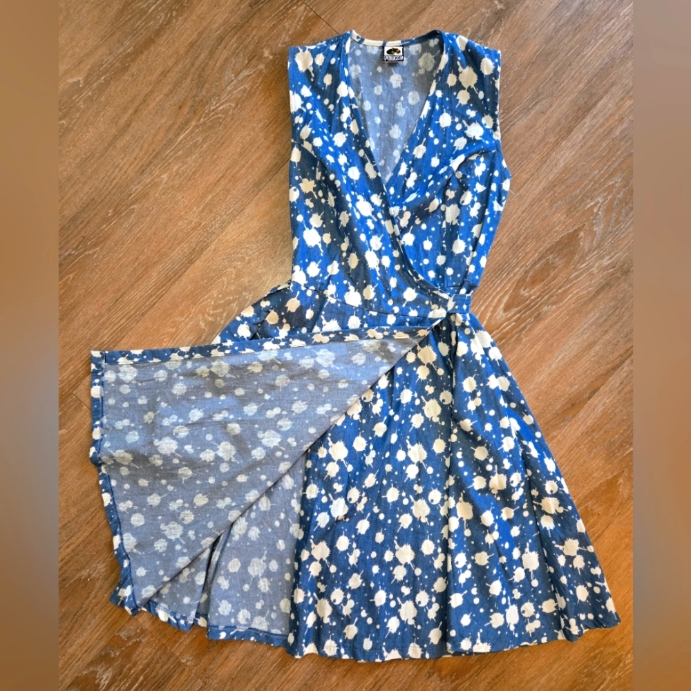 ✨️HOST PICK✨️ 🇨🇦 Made in Toronto NWOT Sleeveless Midi Wrap Dress by FUNKD - Picture 2 of 15